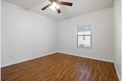302 W San Antonio Street #101, San Marcos, TX 78666 - Photo 21