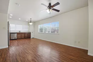 302 W San Antonio St, San Marcos, TX 78666 - Photo 5
