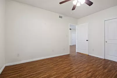 302 W San Antonio Street #101, San Marcos, TX 78666 - Photo 23