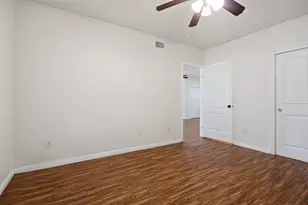 302 W San Antonio St, San Marcos, TX 78666 - Photo 23