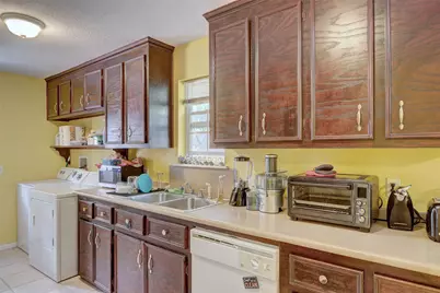 611 W Live Oak Street, Austin, TX 78704 - Photo 7