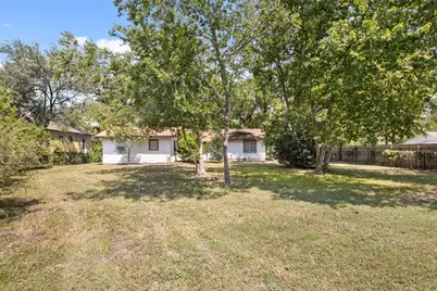1007 Kimbro Street, Taylor, TX 76574 - Photo 25