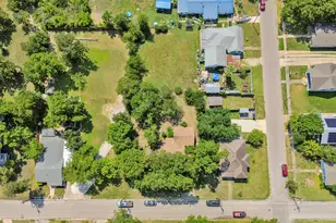 1007 Kimbro St, Taylor, TX 76574 - Photo 27