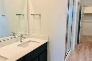 2025 Daleside Ln, Austin, TX 78754 - Photo 9