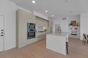 2209 S 1st St, Austin, TX 78704 - Photo 9