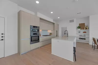 2209 S 1st Street #403, Austin, TX 78704 - Photo 9