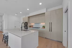 2209 S 1st St, Austin, TX 78704 - Photo 7