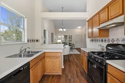 109 Prairie Springs Cove, Georgetown, TX 78626 - Photo 11