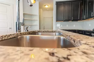 1400 Homespun Rd, Austin, TX 78745 - Photo 11