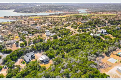 918 Debco Lane, Spicewood, TX 78669 - Photo 29