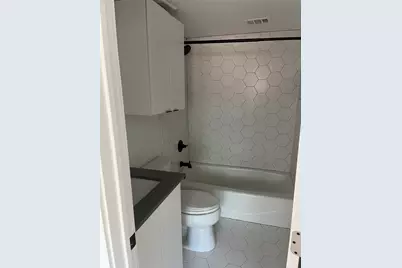 [Address not provided], Austin, TX 78705 - Photo 11