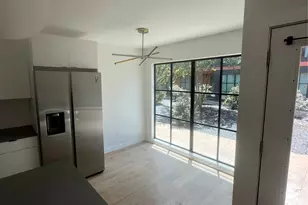 400 E 30th St, Austin, TX 78705 - Photo 5