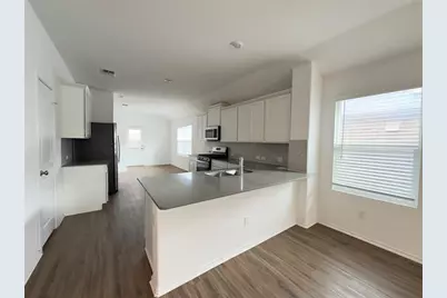 104 Milliner Loop, Hutto, TX 78634 - Photo 3