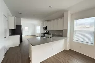 104 Milliner Loop, Hutto, TX 78634 - Photo 3