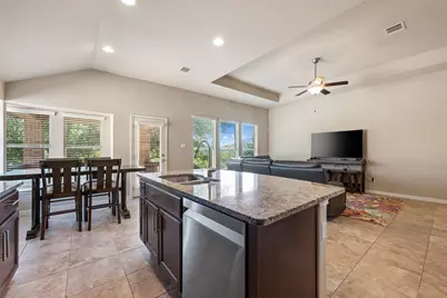 8113 Cannon Court, Lago Vista, TX 78645 - Photo 19