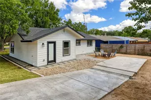 7109 Cherry Meadow Dr, Austin, TX 78745 - Photo 23