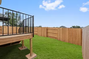 108 Blackfoot Daisy Path, San Marcos, TX 78666 - Photo 31