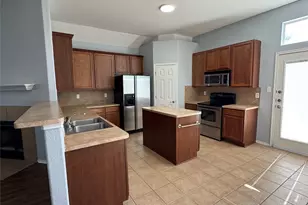 3730 Columbia Dr, Cibolo, TX 78108 - Photo 3