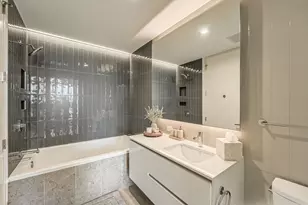 313 W 17th St, Austin, TX 78701 - Photo 23