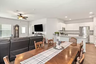 616 Independence Ave, Liberty Hill, TX 78642 - Photo 7