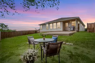 6105 Constellation Cir, Del Valle, TX 78617 - Photo 15