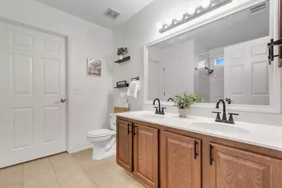 6105 Constellation Circle, Del Valle, TX 78617 - Photo 9