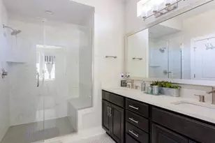 807 E 16th St, Austin, TX 78702 - Photo 15