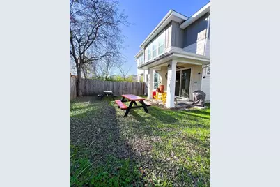 807 E 16th Street #A, Austin, TX 78702 - Photo 25