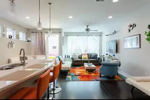 807 E 16th St, Austin, TX 78702 - Photo 5