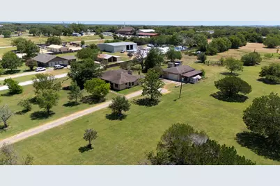 12409 Lowden Lane, Manchaca, TX 78652 - Photo 1