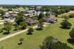 12409 Lowden Ln, Manchaca, TX 78652 - Photo 1