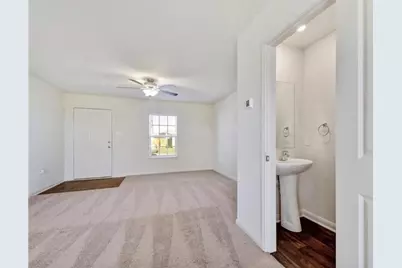 313 Riverdale Drive, Jarrell, TX 76537 - Photo 3