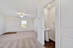 313 Riverdale Dr, Jarrell, TX 76537 - Photo 3