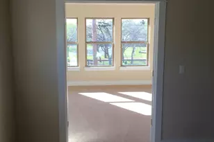 13001 Hymeadow Dr, Austin, TX 78729 - Photo 11