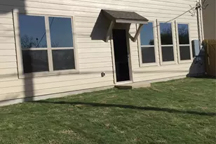 13001 Hymeadow Dr, Austin, TX 78729 - Photo 7
