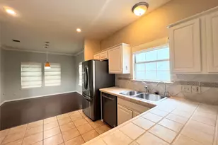 12416 Beartrap Ln, Austin, TX 78729 - Photo 13