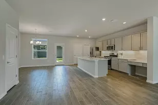 8717 Whitter Dr, Austin, TX 78747 - Photo 5