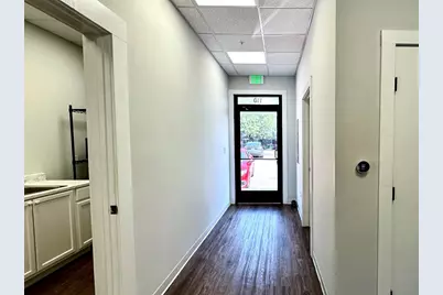 609 E University Avenue #110, Georgetown, TX 78626 - Photo 17