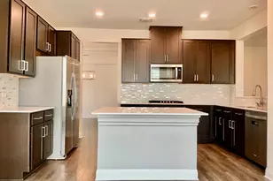 1008 Brenham Ln, Leander, TX 78641 - Photo 9