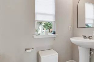 2006 Langdale Ln, Austin, TX 78754 - Photo 9