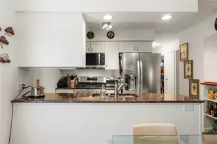 1706 Royal Hill Dr, Austin, TX 78741 - Photo 9