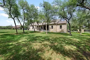 231 Neal Dr, Liberty Hill, TX 78642 - Photo 35