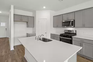 203 Mustang Lk Cir, Buda, TX 78610 - Photo 11
