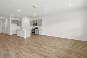 203 Mustang Lk Cir, Buda, TX 78610 - Photo 7