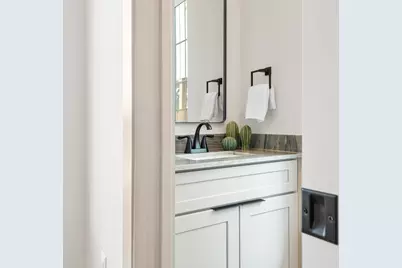 1736 Bunche Road #B5, Austin, TX 78721 - Photo 35