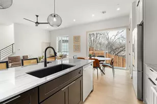 1736 Bunche Rd, Austin, TX 78721 - Photo 15