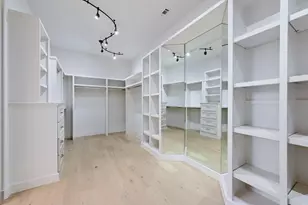 2800 Barton Point Dr, Austin, TX 78733 - Photo 17