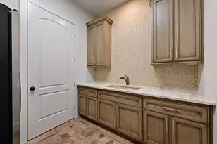 2800 Barton Point Dr, Austin, TX 78733 - Photo 37