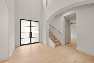 2800 Barton Point Dr, Austin, TX 78733 - Photo 3