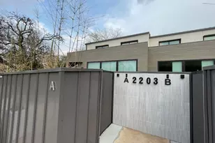 2203 Walsh Tarlton Ln, Austin, TX 78746 - Photo 15